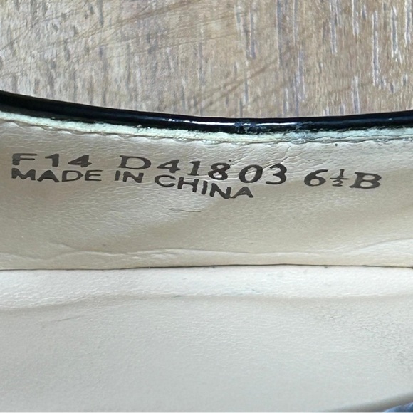 Cole Haan Women’s Black Patent Leather Pointed-Toe Heels - Picture 9 of 11